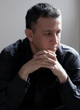 Autor de Música Inspiracional. Emilio Mejía Luarca. Compositor mexicano de música inspiracional y de relajación.